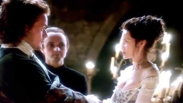 Outlander Jamie and Claire’s Wedding Night: Emotional Wedding Ceremony
